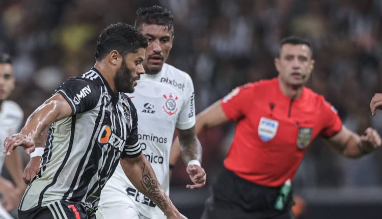 Após jogo polêmico diante de Bragantino e Atlético-MG, árbitro é escalado para apitar duelo entre Galo e Grêmio. Confira o caso que acabou em denúncia