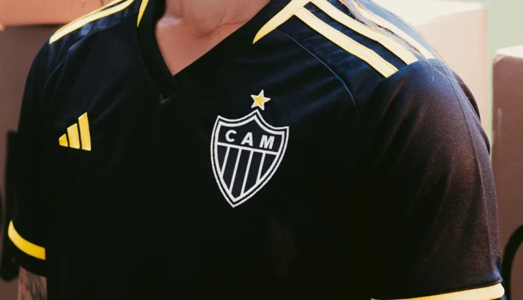 Após assinar contrato com time europeu, jogador do Galo retornar a Belo Horizonte para reforçar o alvinegro na temporada 2024. Confira