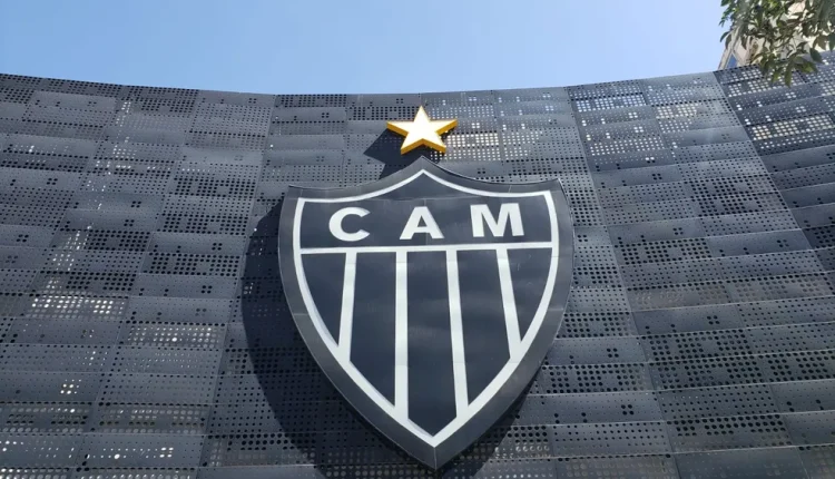 Com o pé na direção da decisão do Campeonato Mineiro, a diretoria do Atlético-MG pegou a todos de surpresa e deve anunciar novo reforço em breve